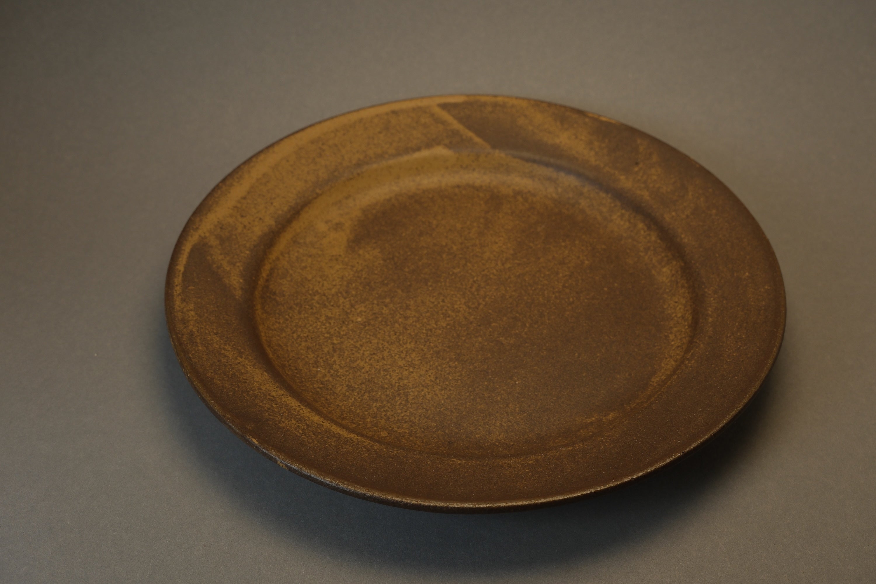 Brown Round Plate