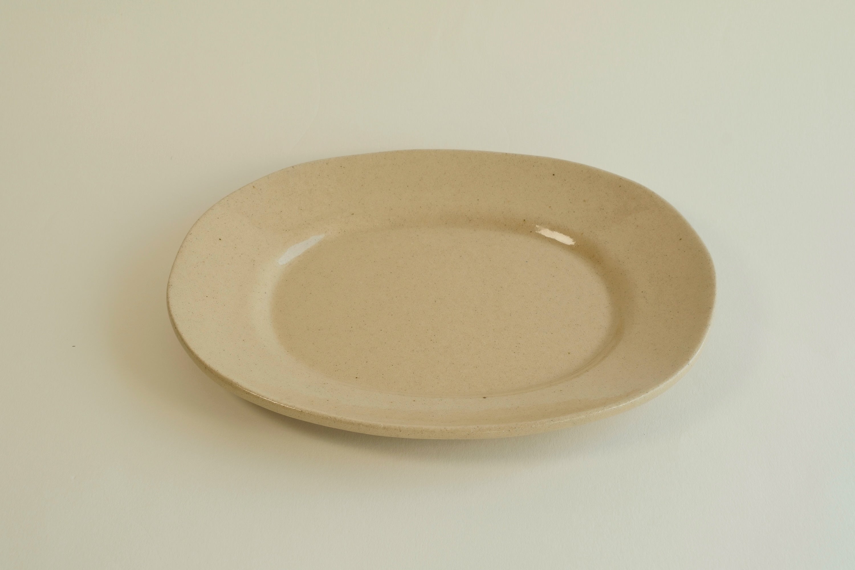 Beige Wide Oval Plate