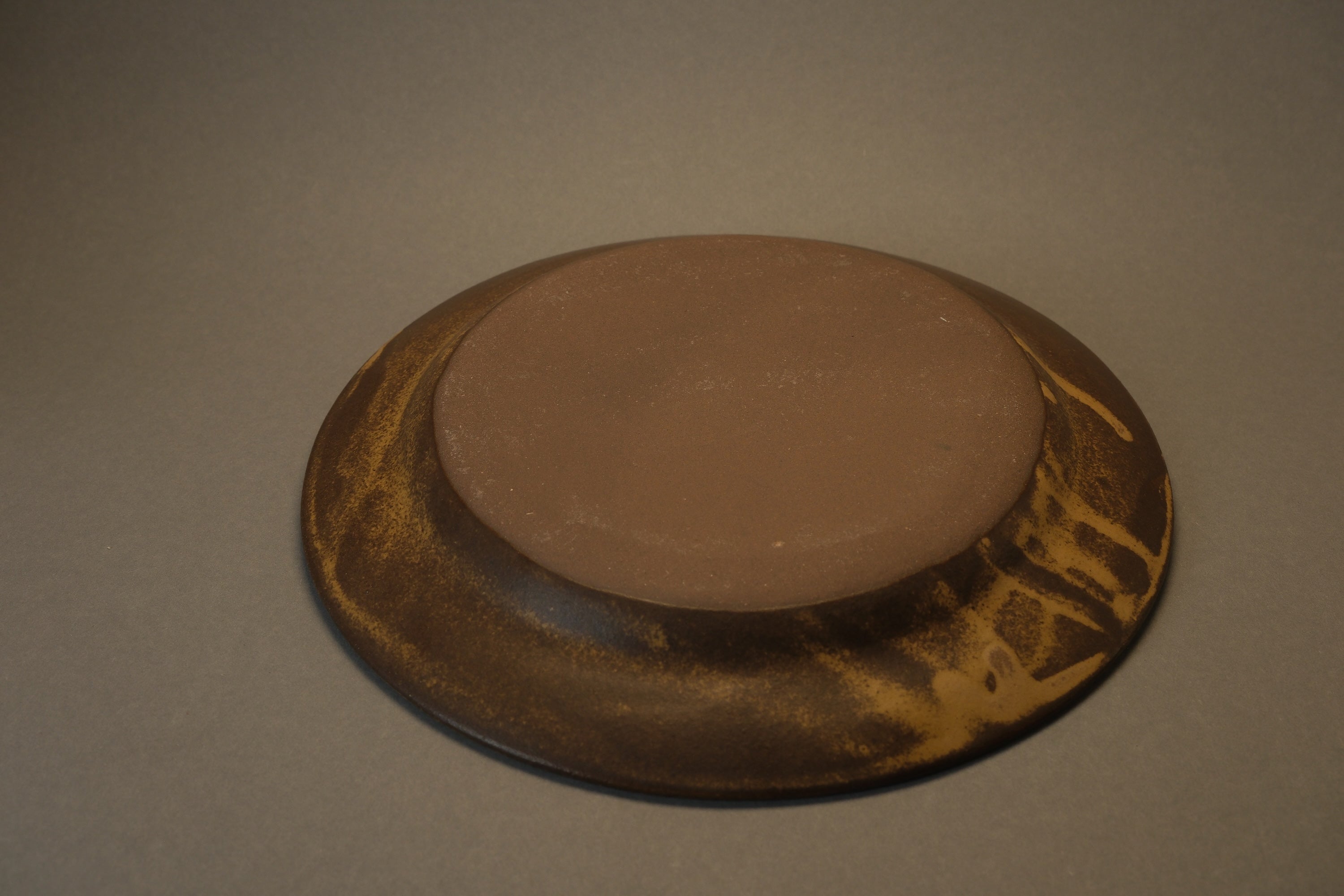 Brown Round Plate