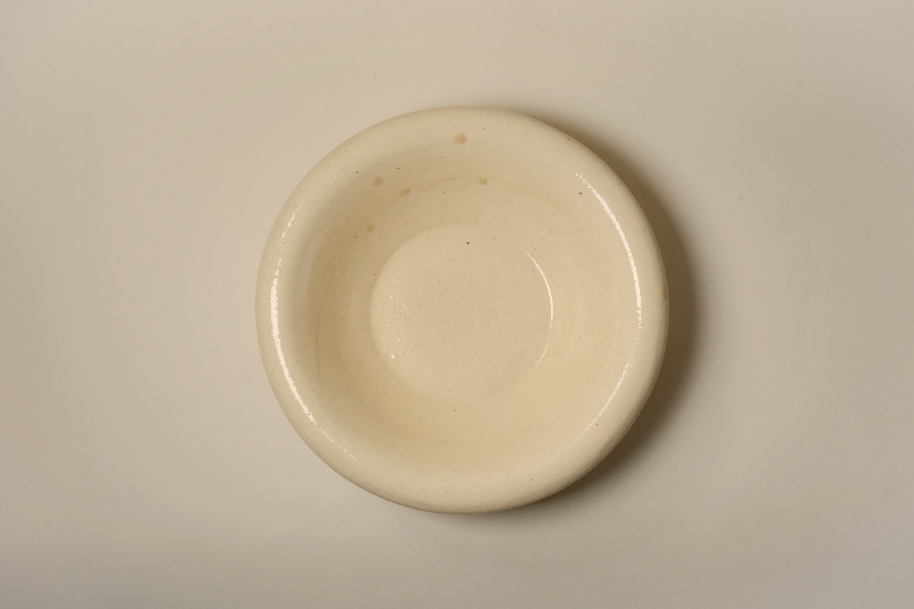 Rolled Rim Bowl
