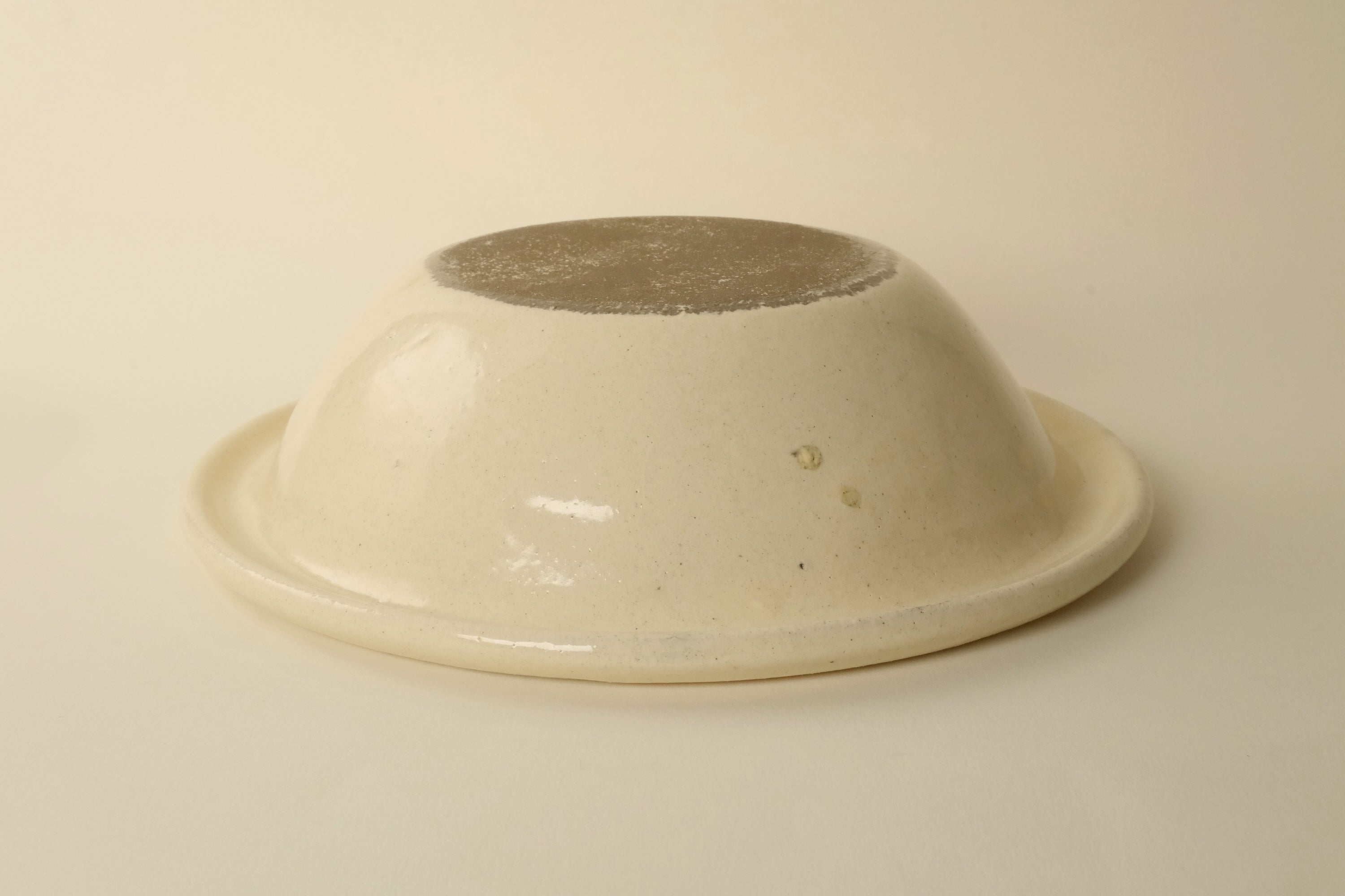 Rolled Rim Bowl