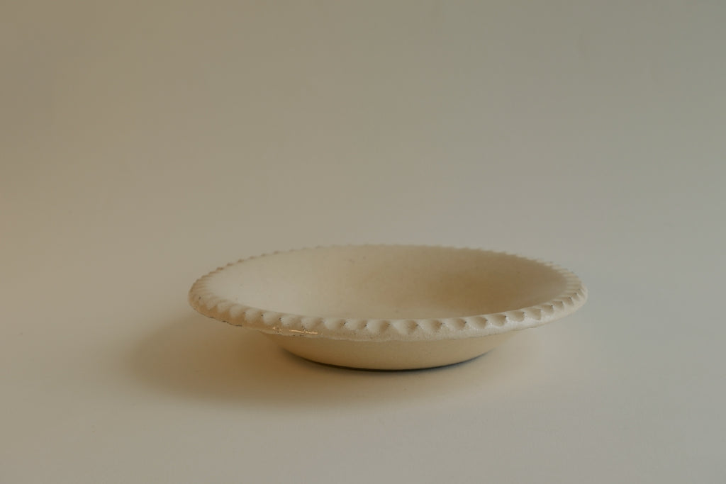 Scalloped Edge Deep Plate A