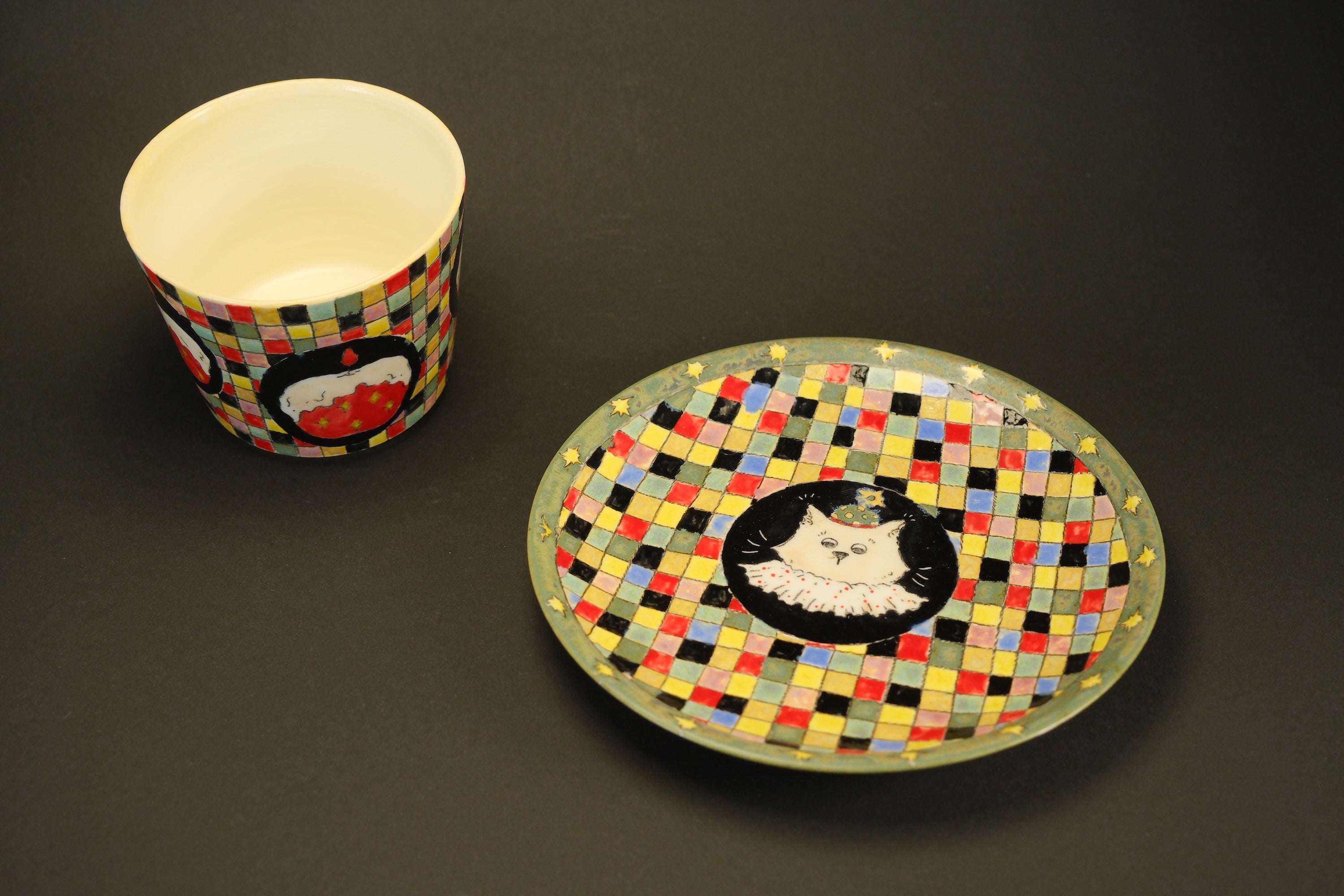 Checkered Cat Ceramic Plate