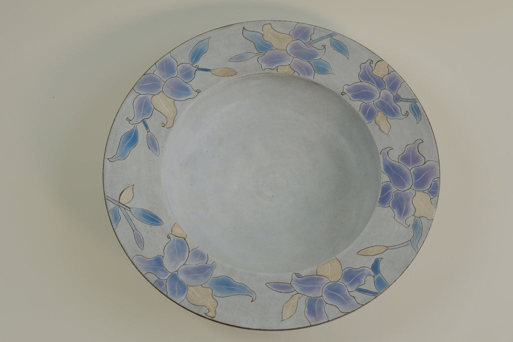 Silver-Dusted Purple Lily Plate A