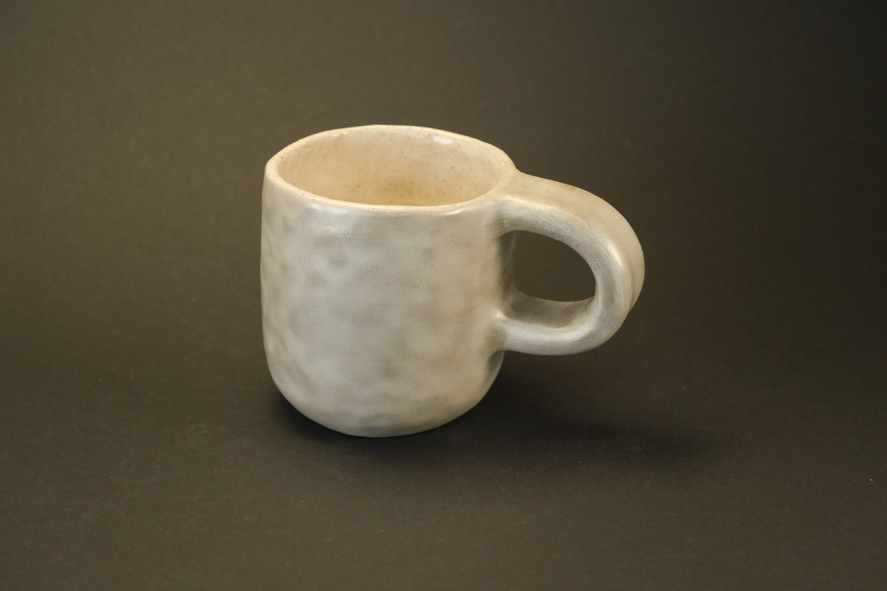 Peach Pattern Silver Ceramic Mug