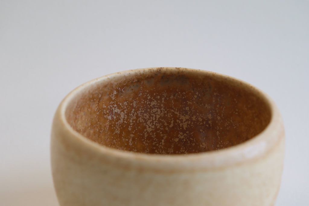 Beige Round Base Cup A